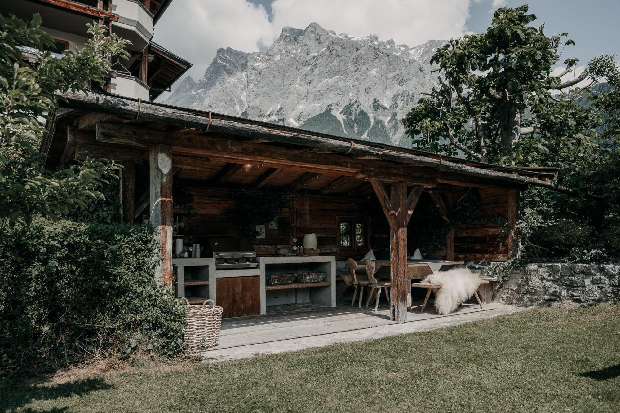 Alpenappartements Cristall Ehrwald Bagian luar foto