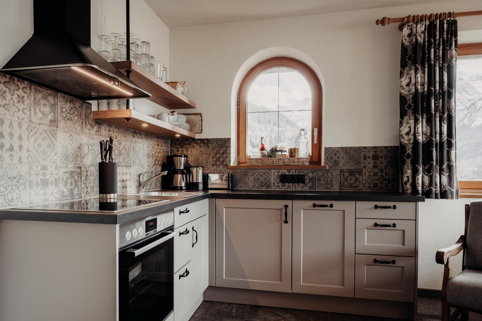 Alpenappartements Cristall Ehrwald Bagian luar foto