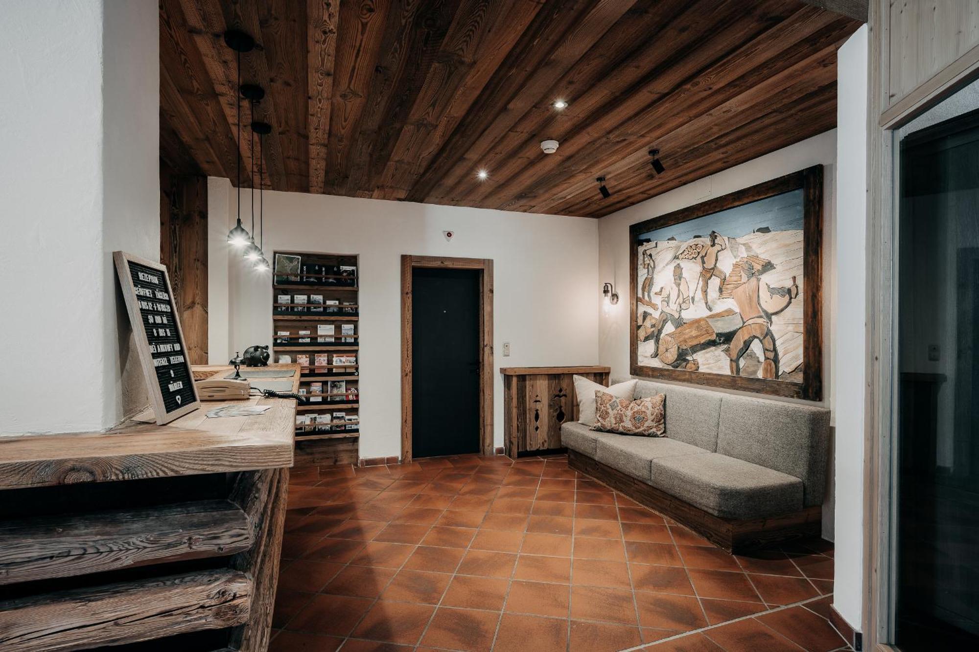 Alpenappartements Cristall Ehrwald Bagian luar foto